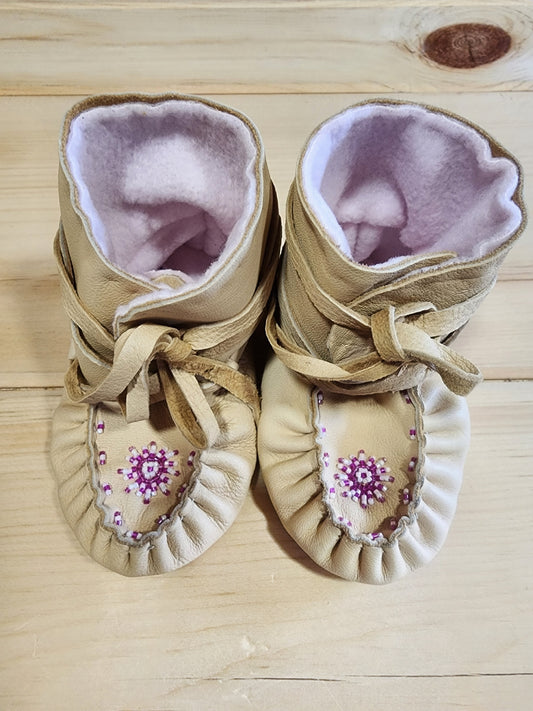 Leather Moccasin Wraps -size 4 (U.S.) - with Beaded Flower Design