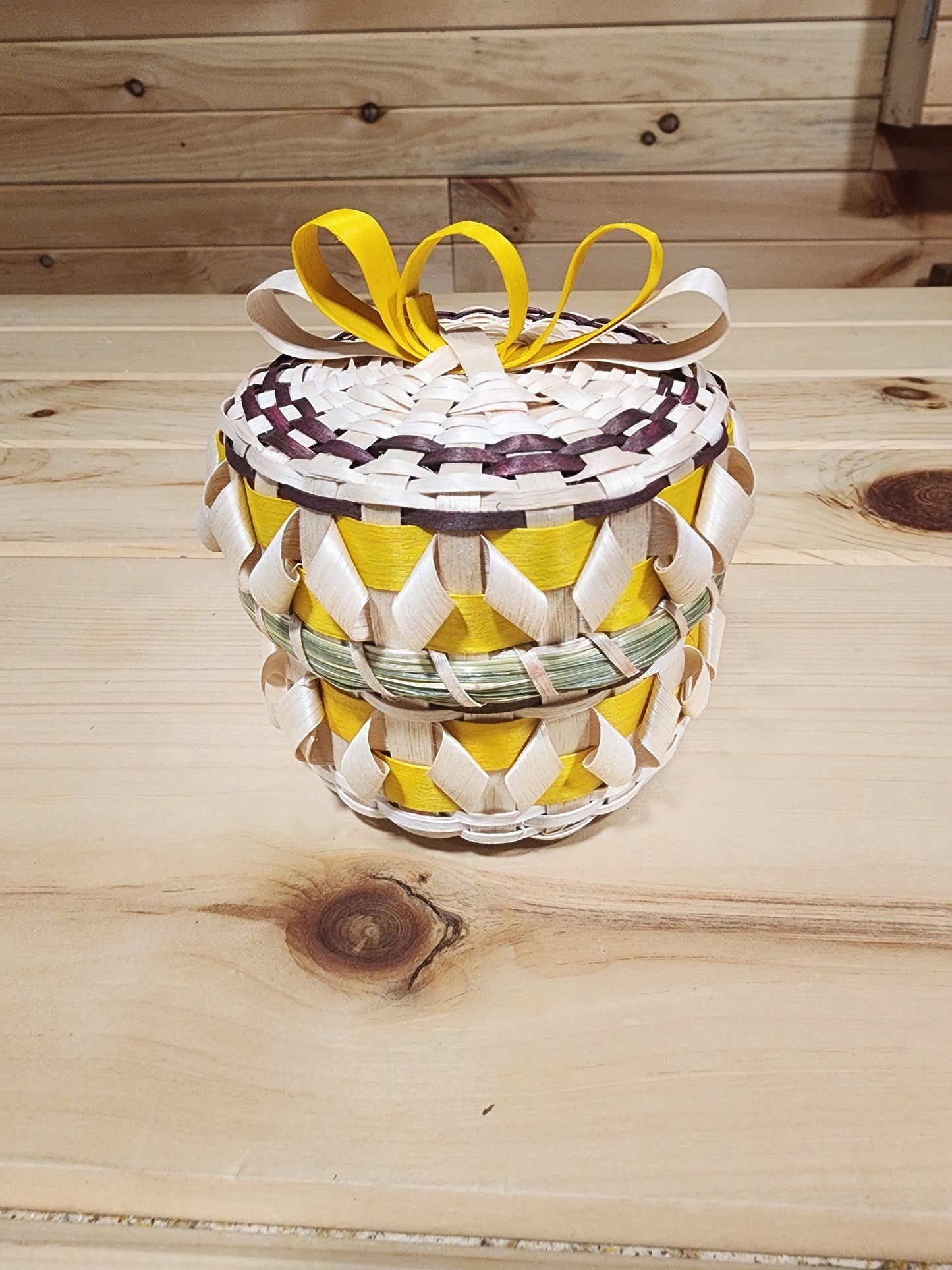 Small Ash Basket - with Sweetgrass Rim Lid - Yellow and Burgandy Dye Design