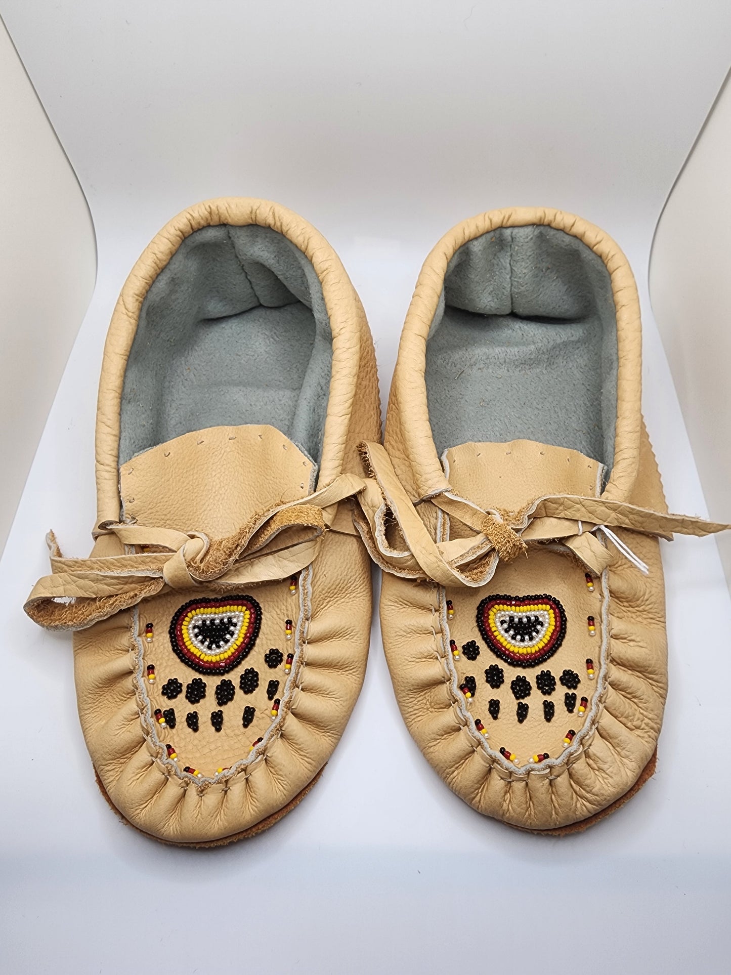 Leather Moccasins - Size 7(U.S.) - with Beaded Bear Paw Design