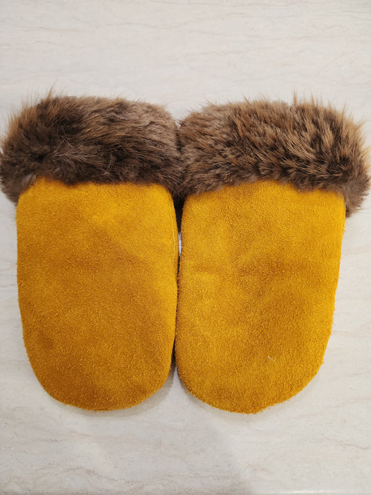 Womens - Medium - Mittens