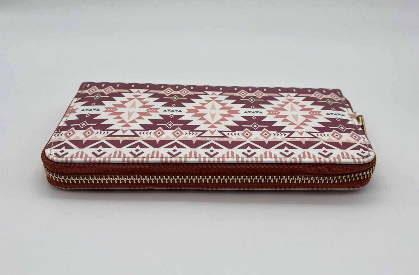 Portefeuille zippé motif ethnique couleurs assorties