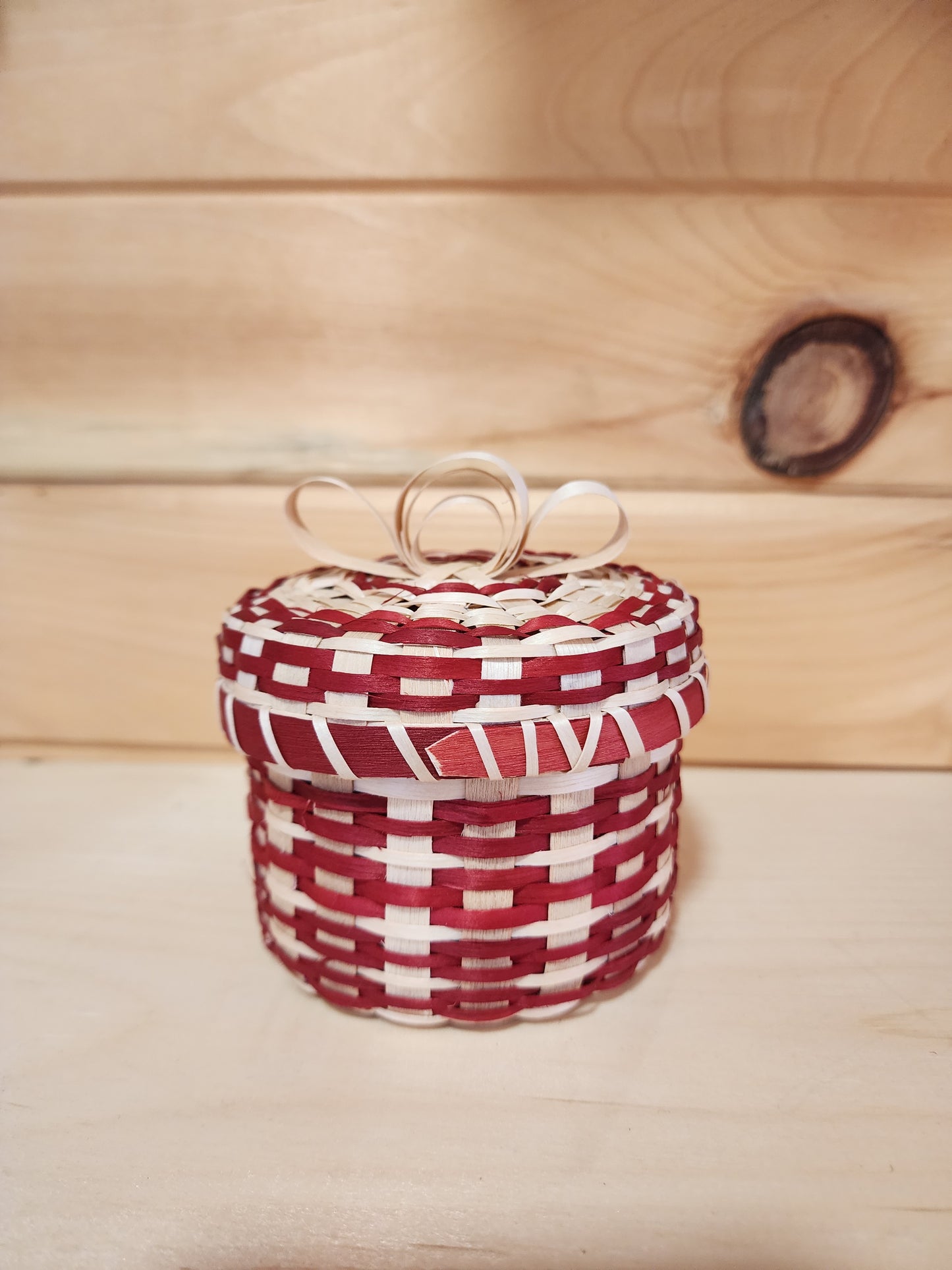 Ash Basket Red Trim