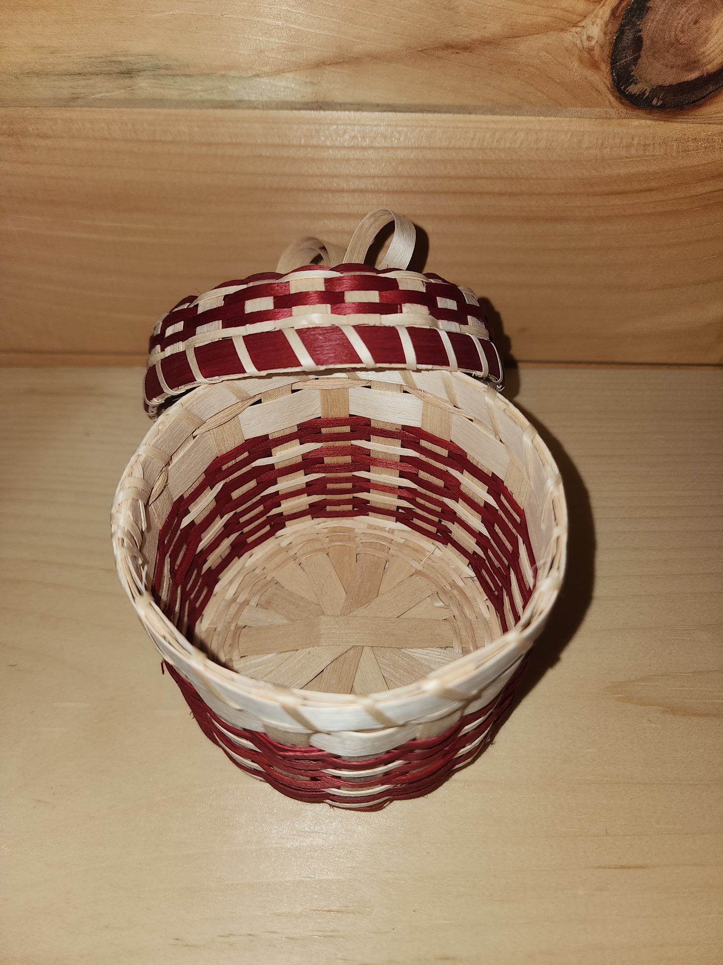 Ash Basket Red Trim