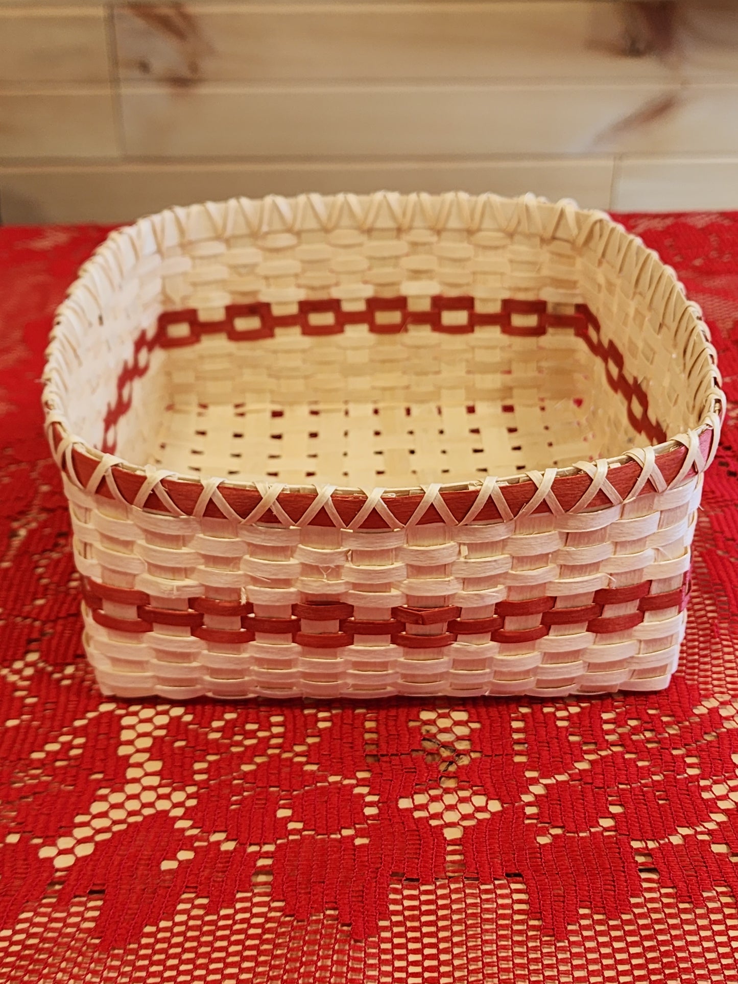 X-Large - Ash Basket - with Red Pattern