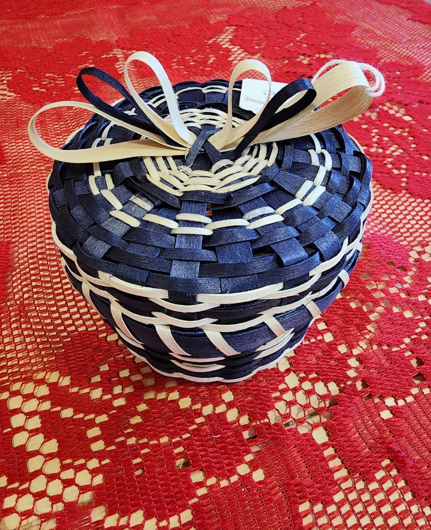 Small - Ash Basket - with Lid - Blue Pattern