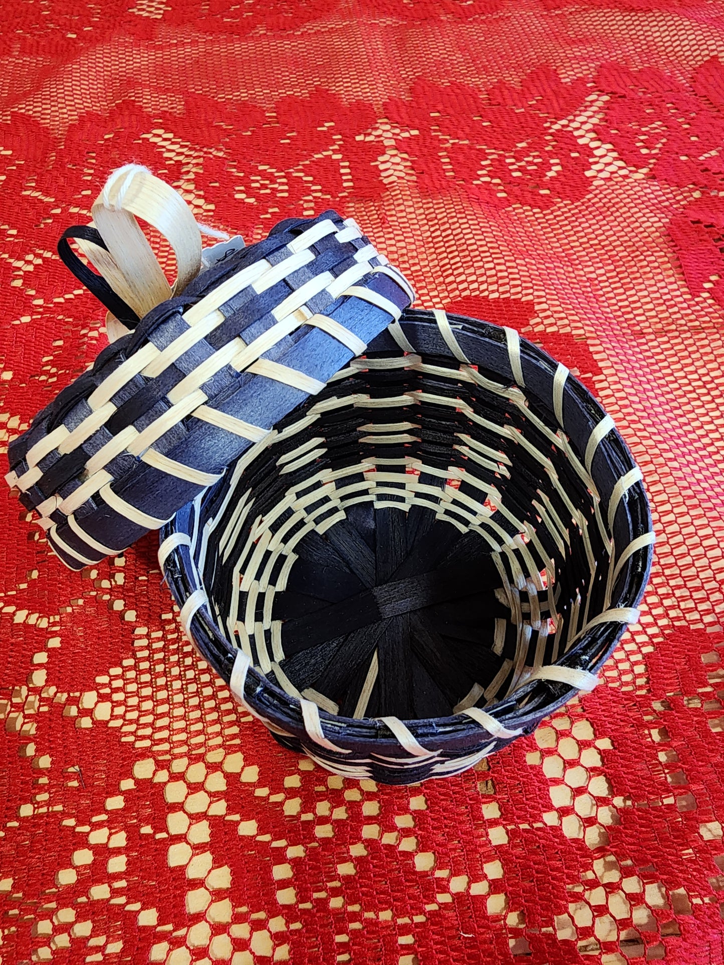 Small - Ash Basket - with Lid - Blue Pattern