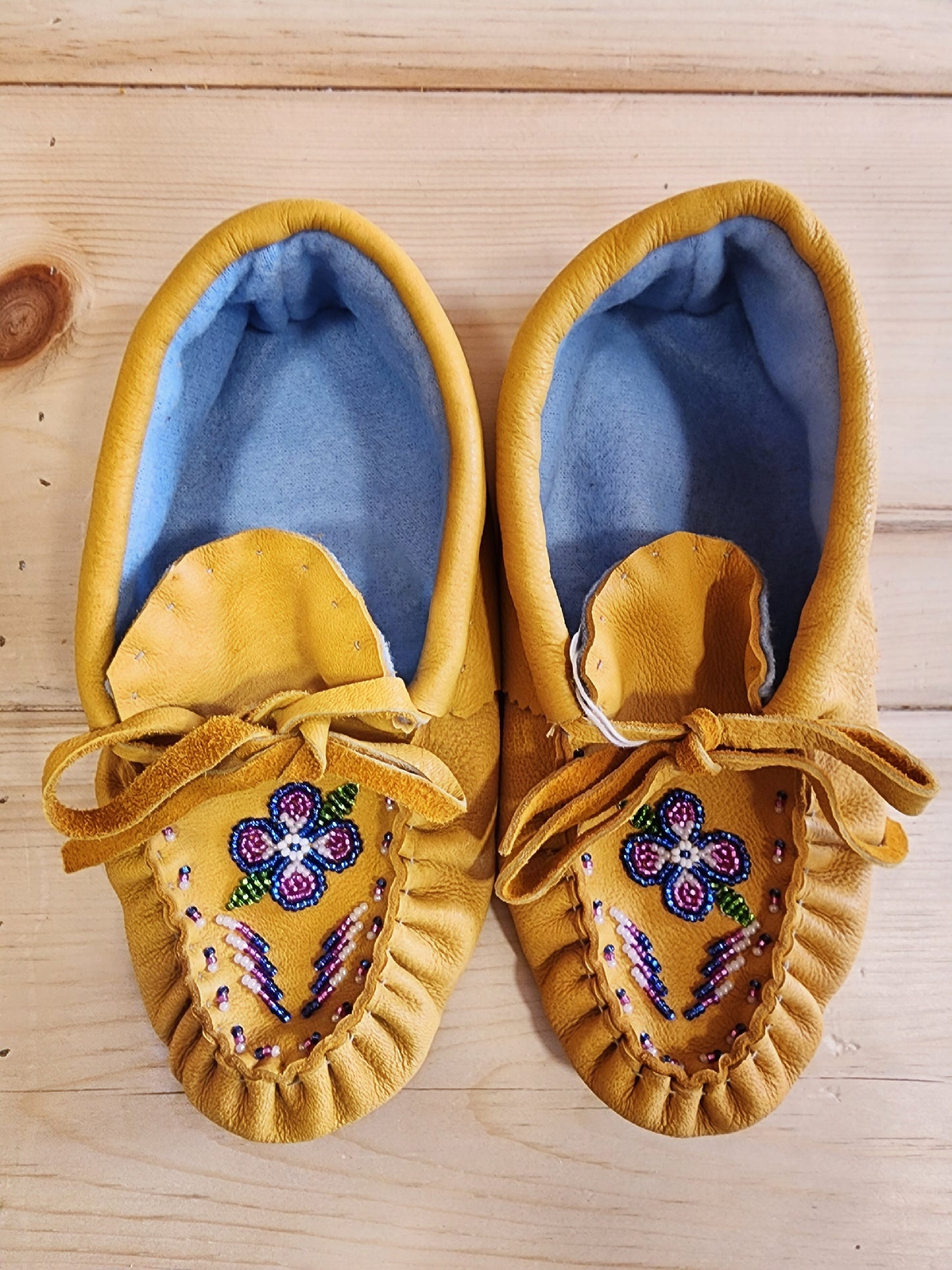 Leather Moccasins - size 4.5 (U.S.) - with Beaded Flower Design