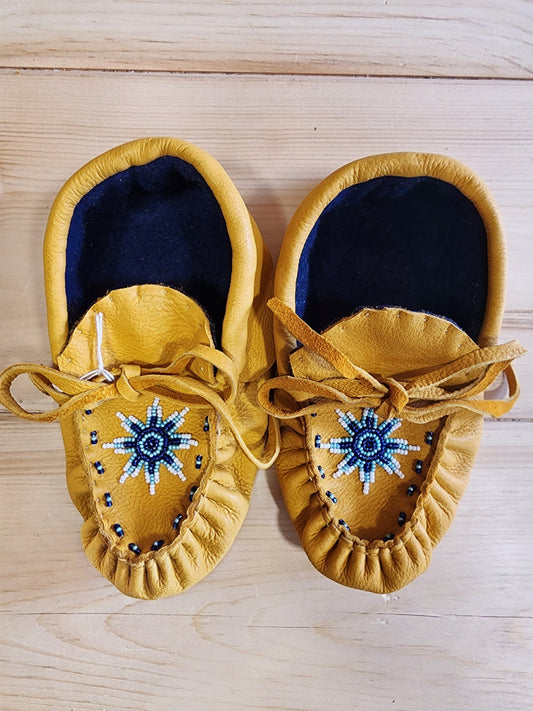 Leather Moccasins - size 3 (U.S.) - with Beaded Snowflake