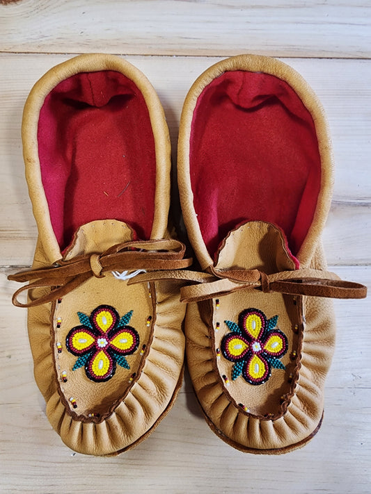 Leather Moccasins - size 10 (U.S.) - with Beaded Flower Design