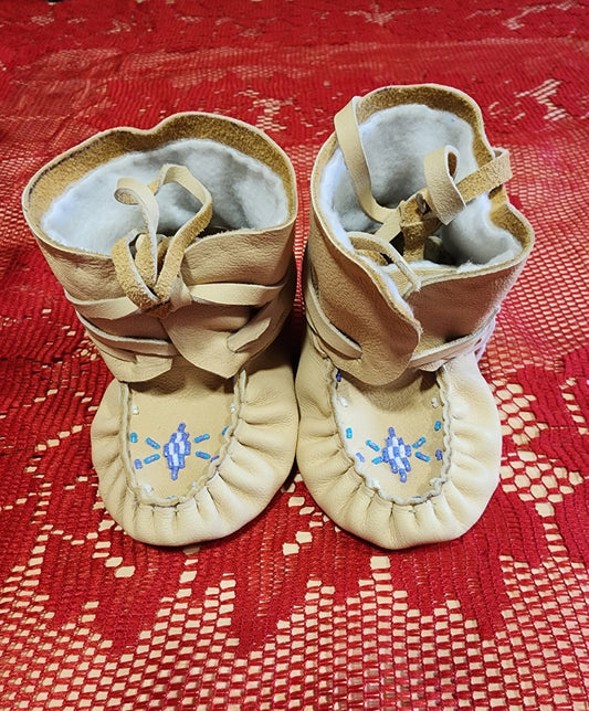 Leather Moccasin Wraps - size 2 (U.S.) - with Beaded Design