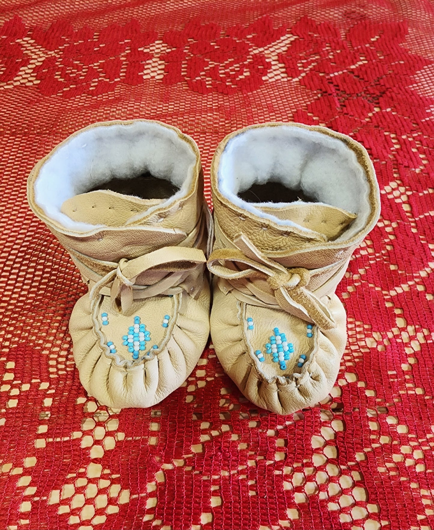 Leather Moccasin Wraps - size 1 (U.S.) - with Beaded Design